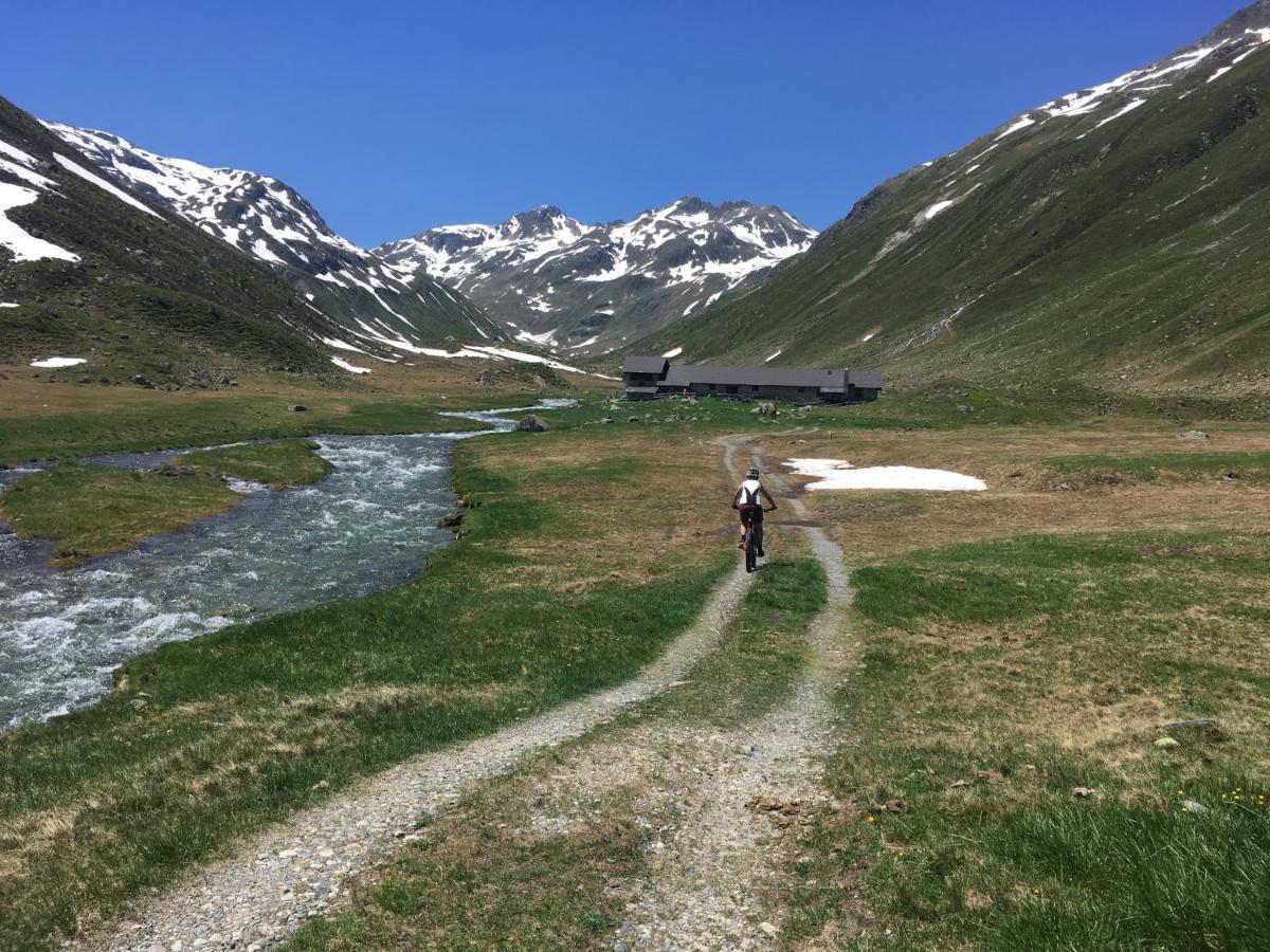 Chesa Viletta La Punt-Chamues-ch Exteriör bild